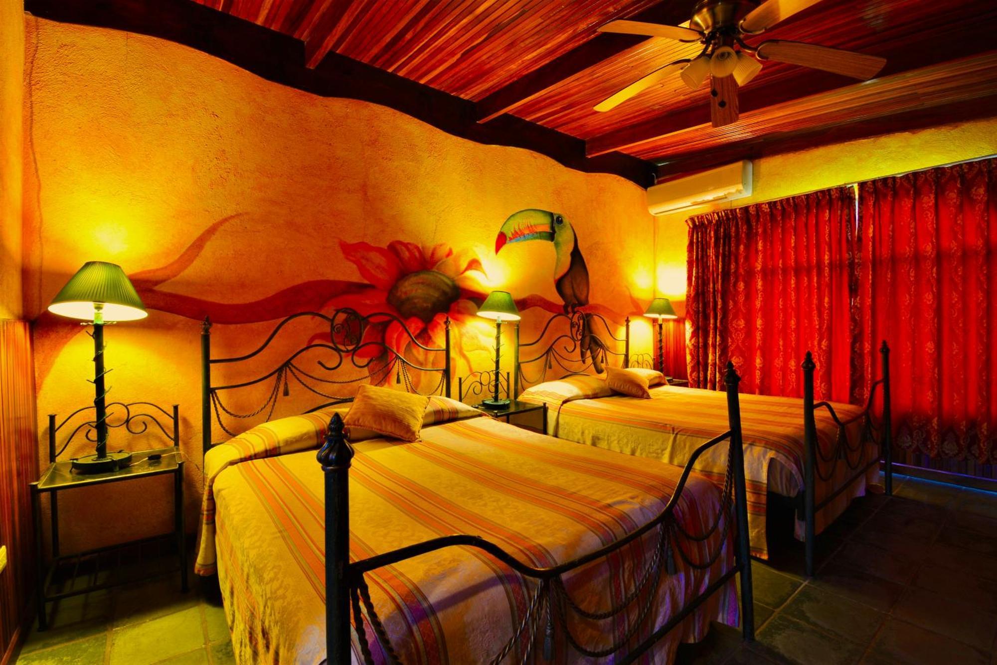 Hotel La Mansion Inn Arenal Nuevo Arenal Habitación foto